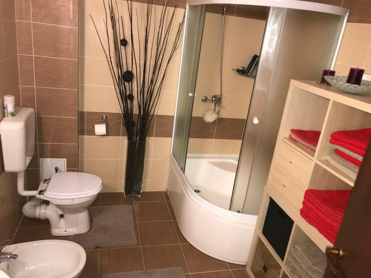 Luxury Mihai Bravu *