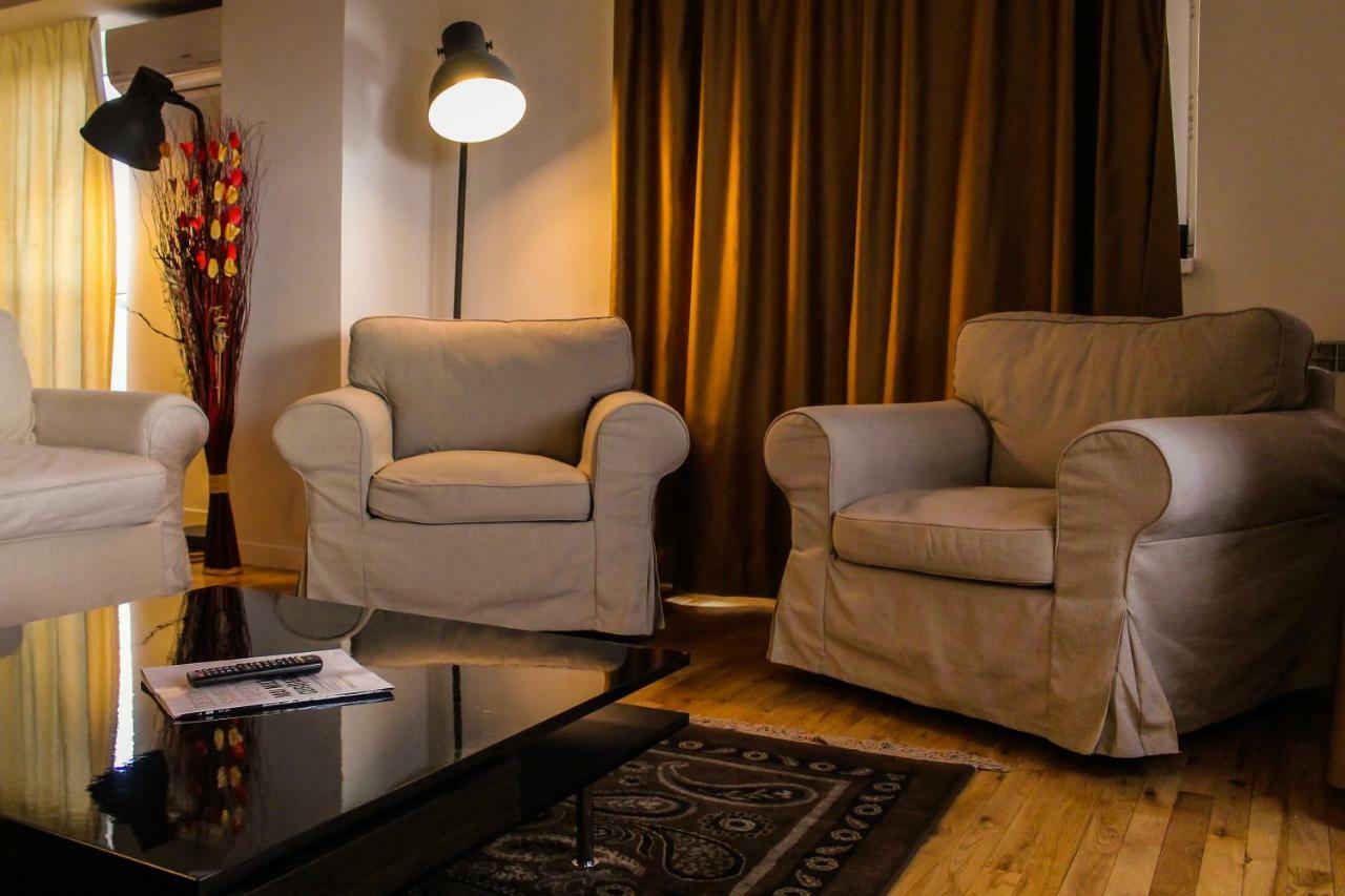 Panoramic View - Old Town Apartment *