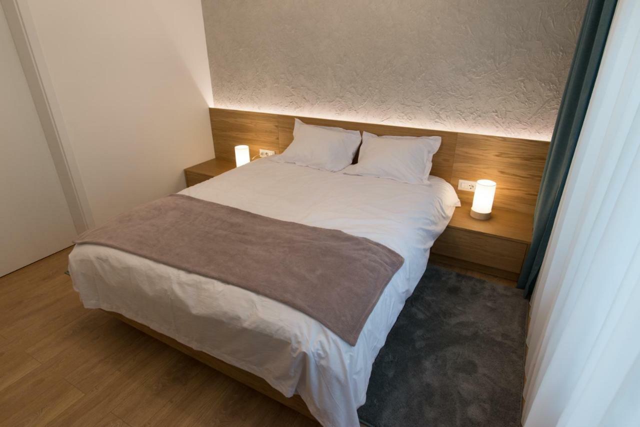Apartment Arbans Elegant In The Center