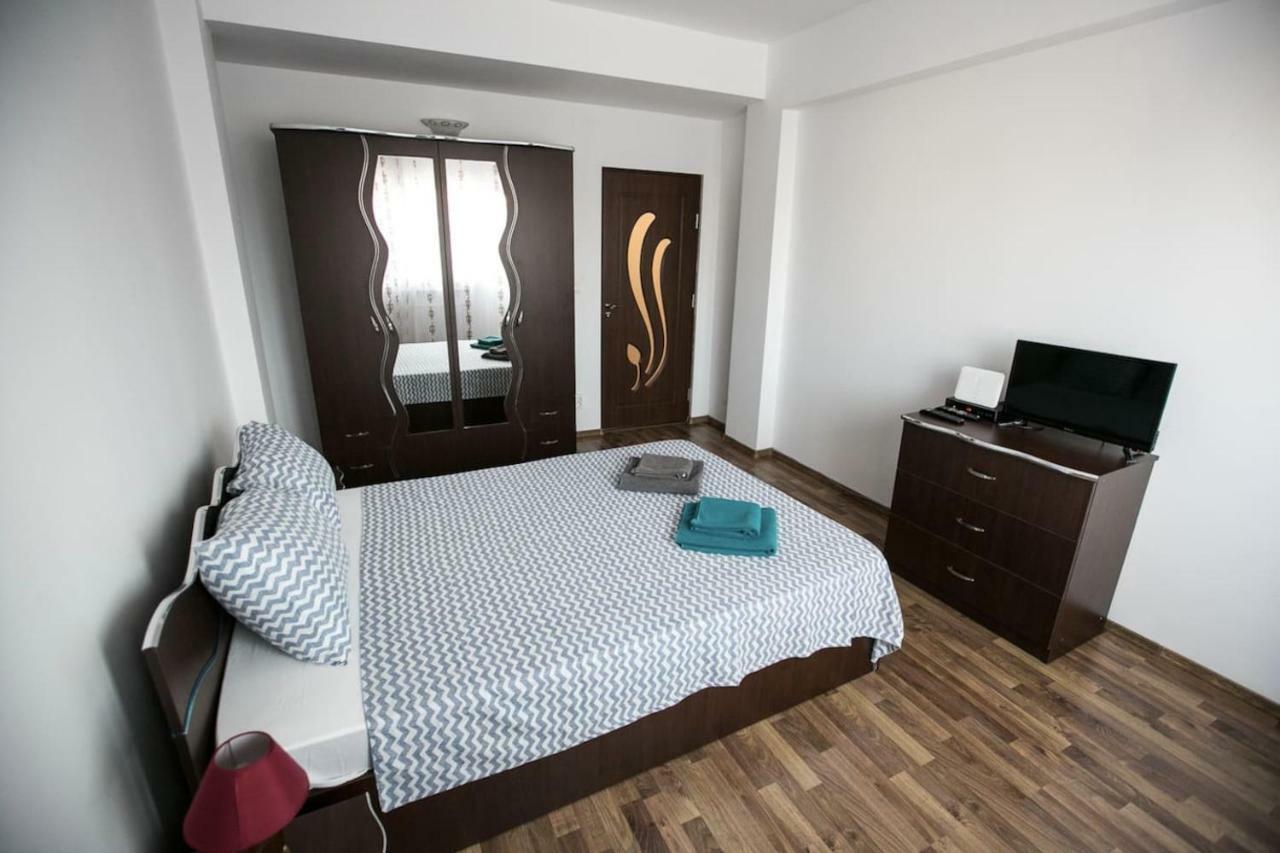 Bright Studio Near The Old Town *