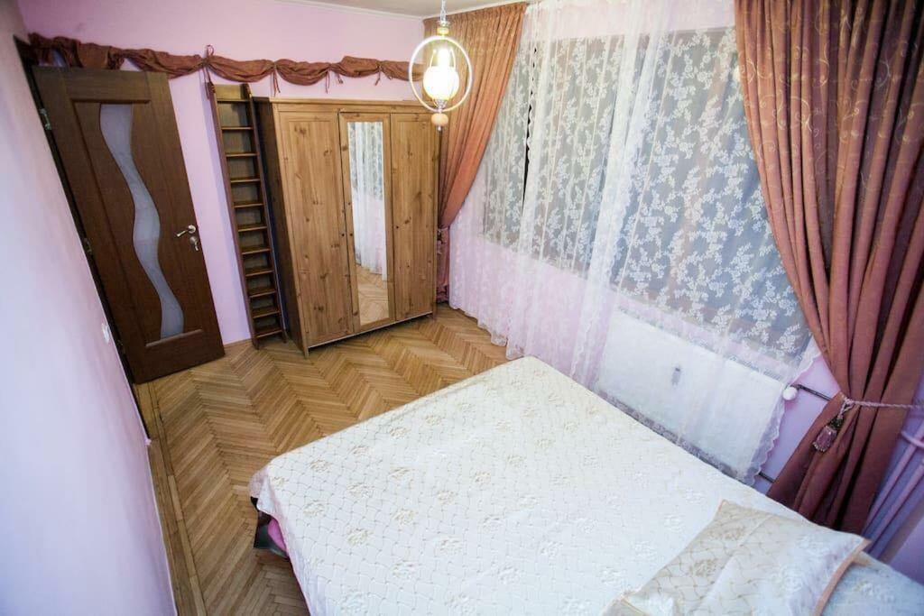Strada Ion Campineanu Nr 27 , Bloc 7