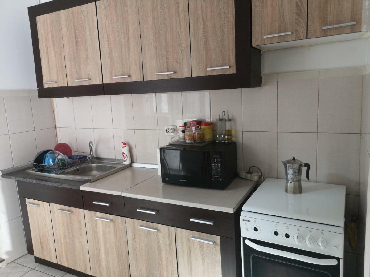 Completo Ultra * Bucureşti