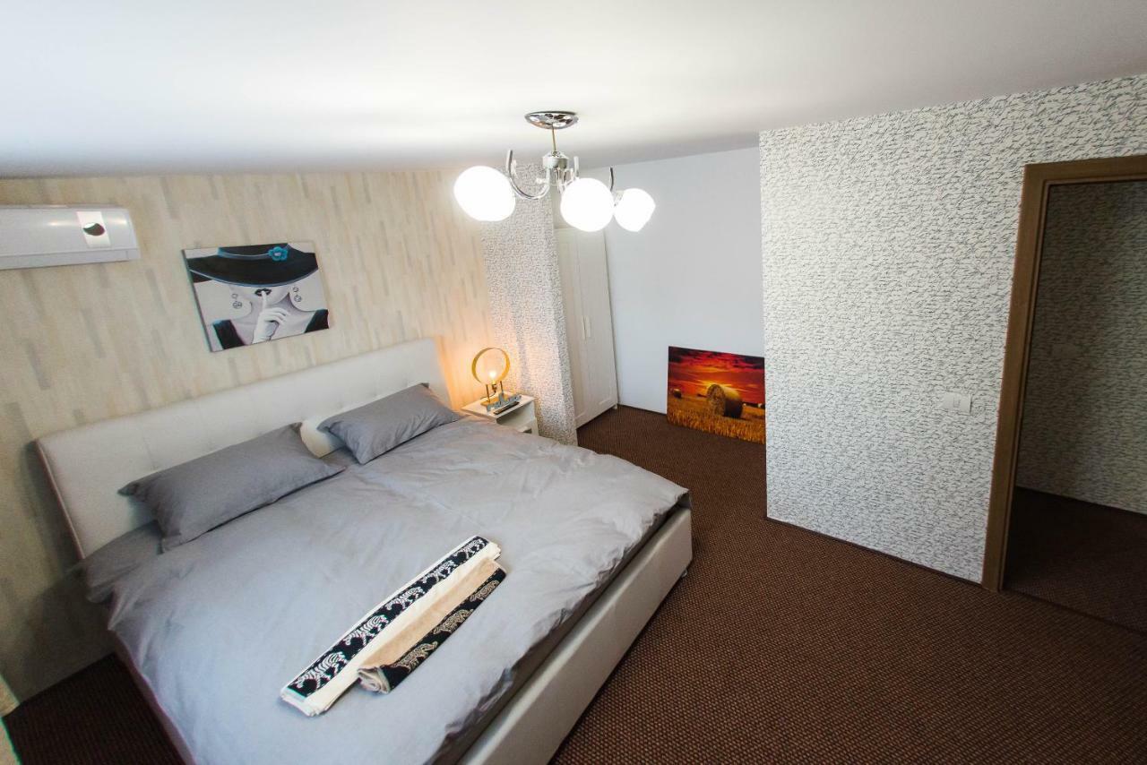 Apartment Amalia North Railway Station