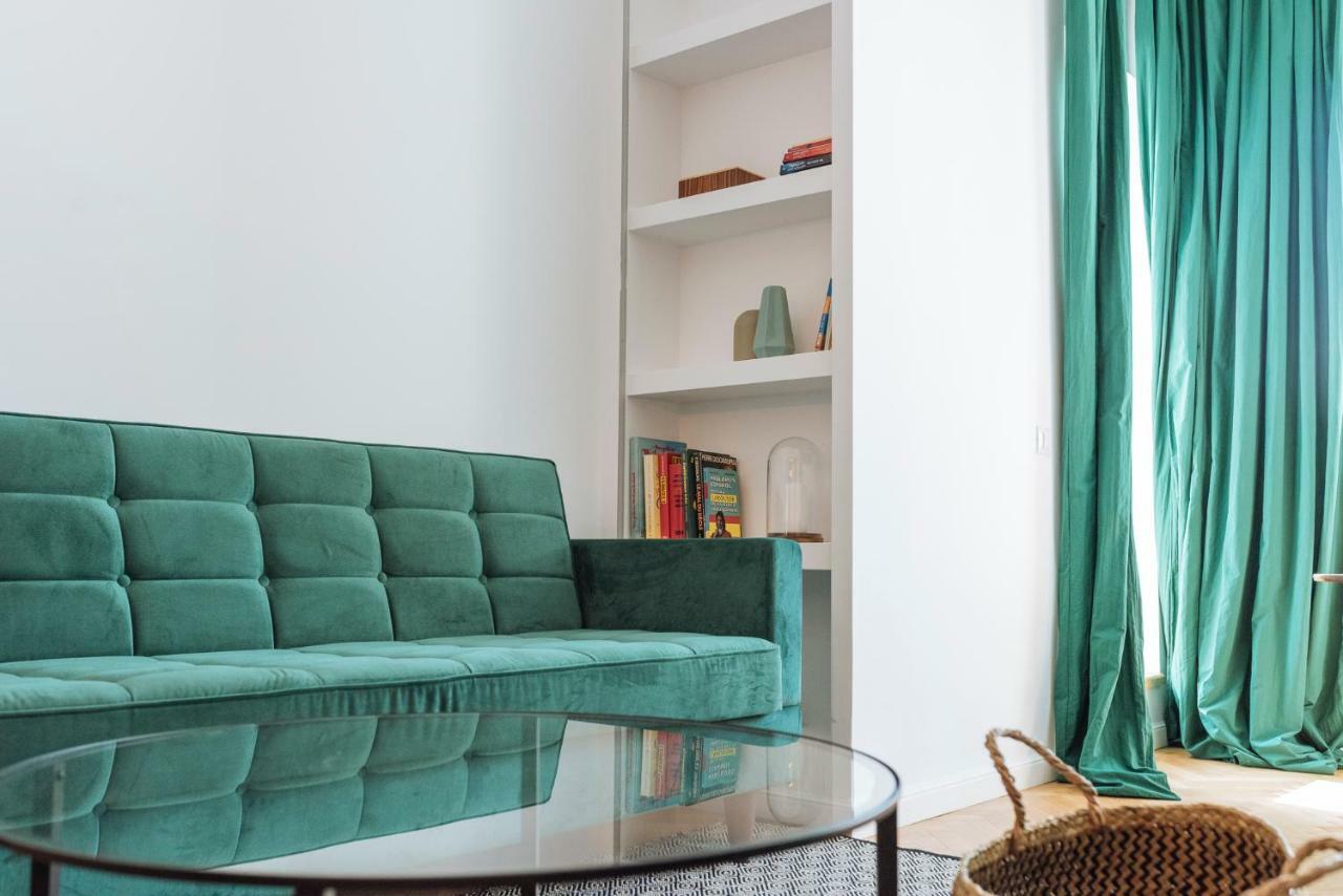 Apartment Brezoianu Spacious Flat Bucharest