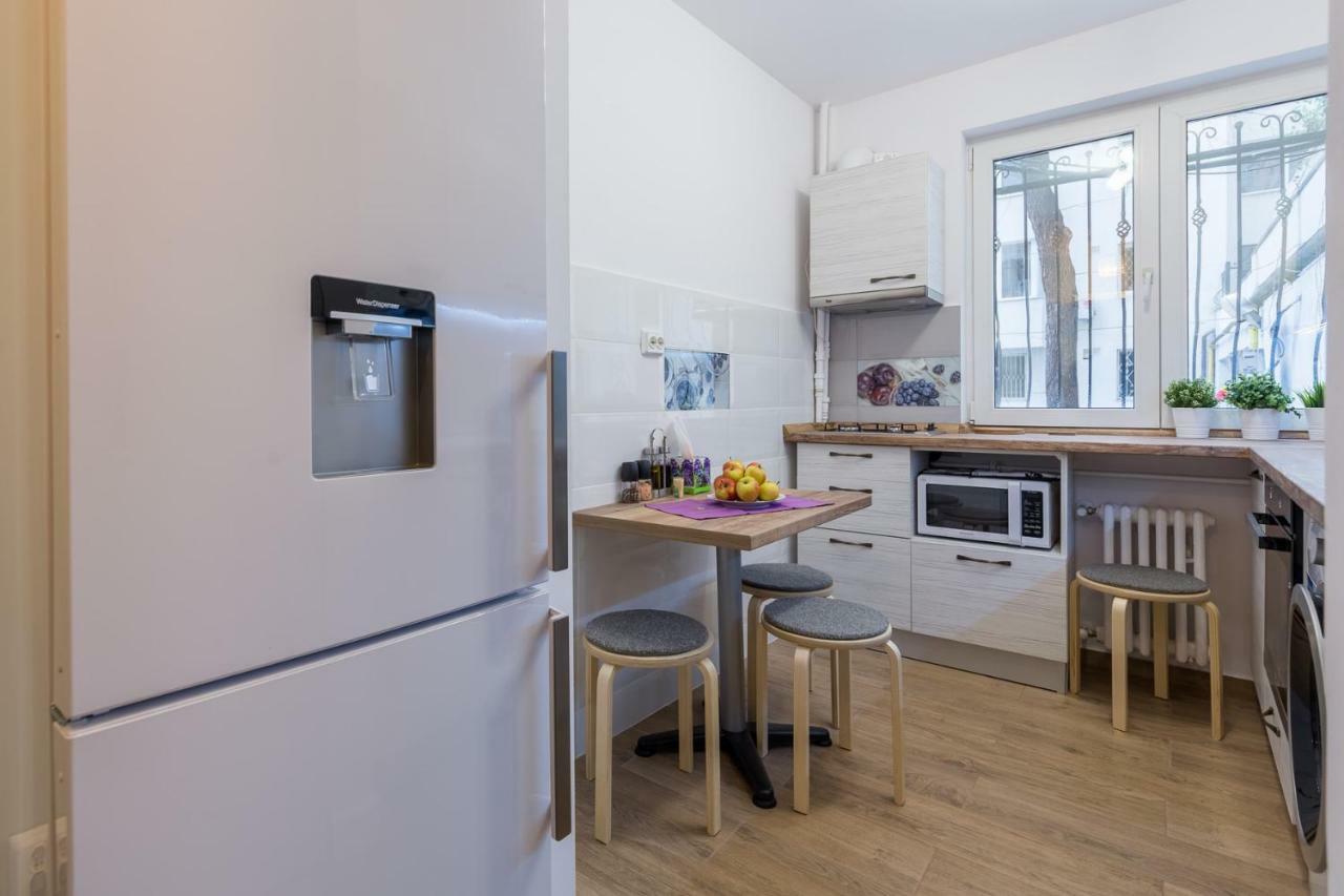 Apartament Stylish & Cozy One Bedroom - Adela - Ideal For Long *