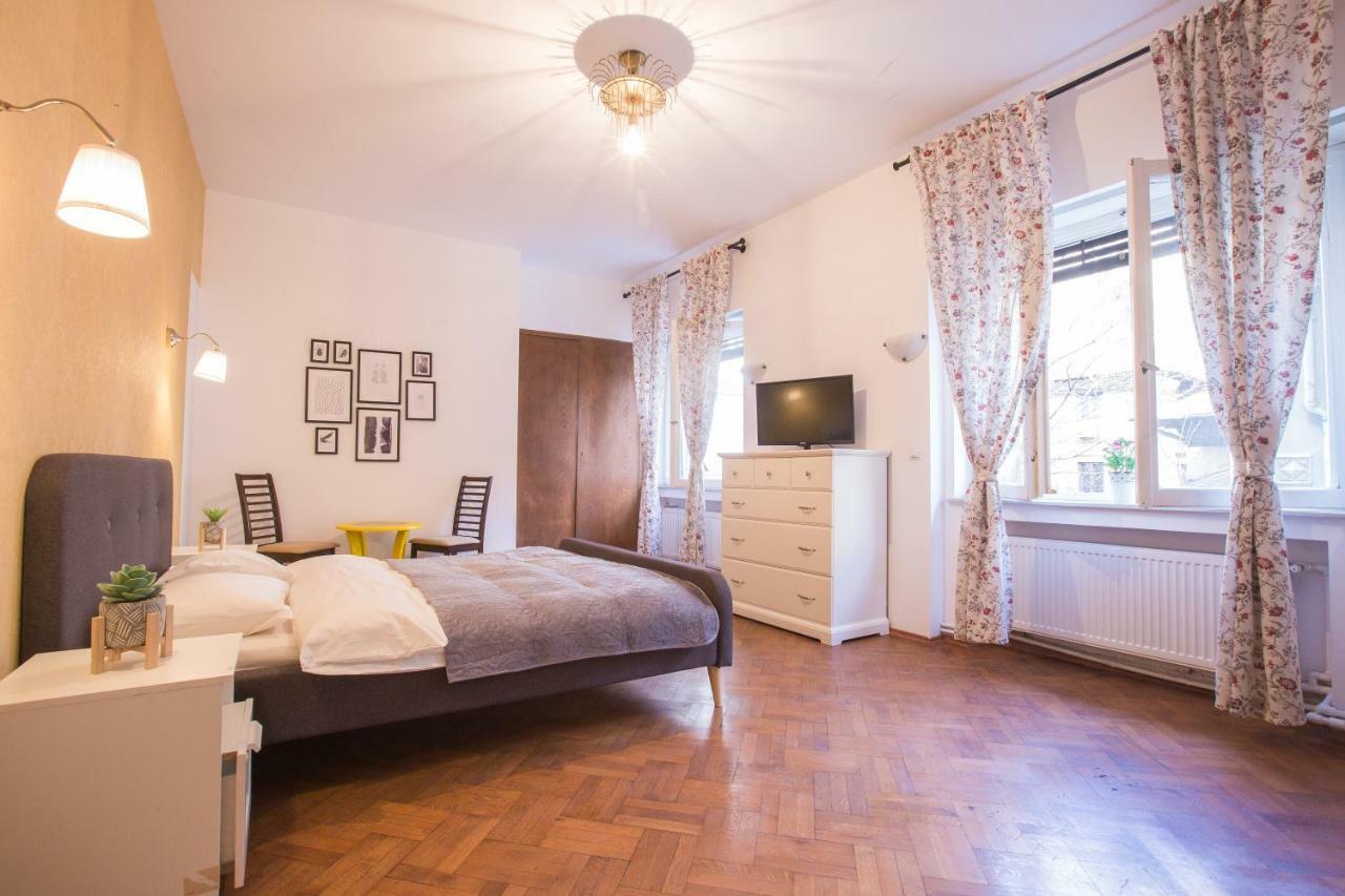 Apartment Color Nicolae Tonitza St
