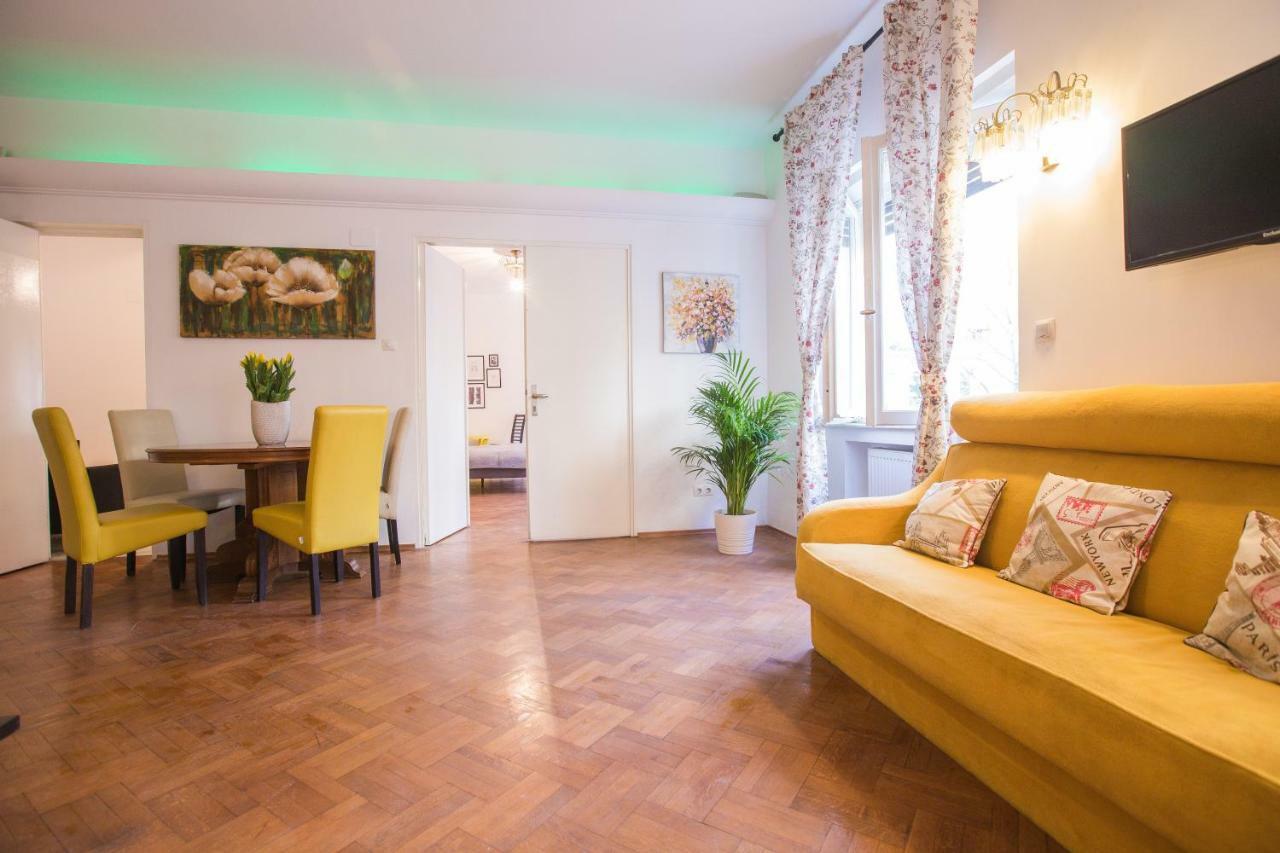 Color Nicolae Tonitza St Apartment Bucharest
