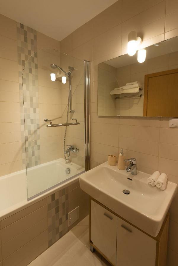 Central Apartment *