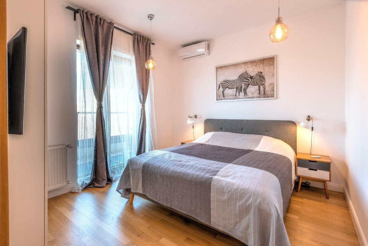Central Apartment *