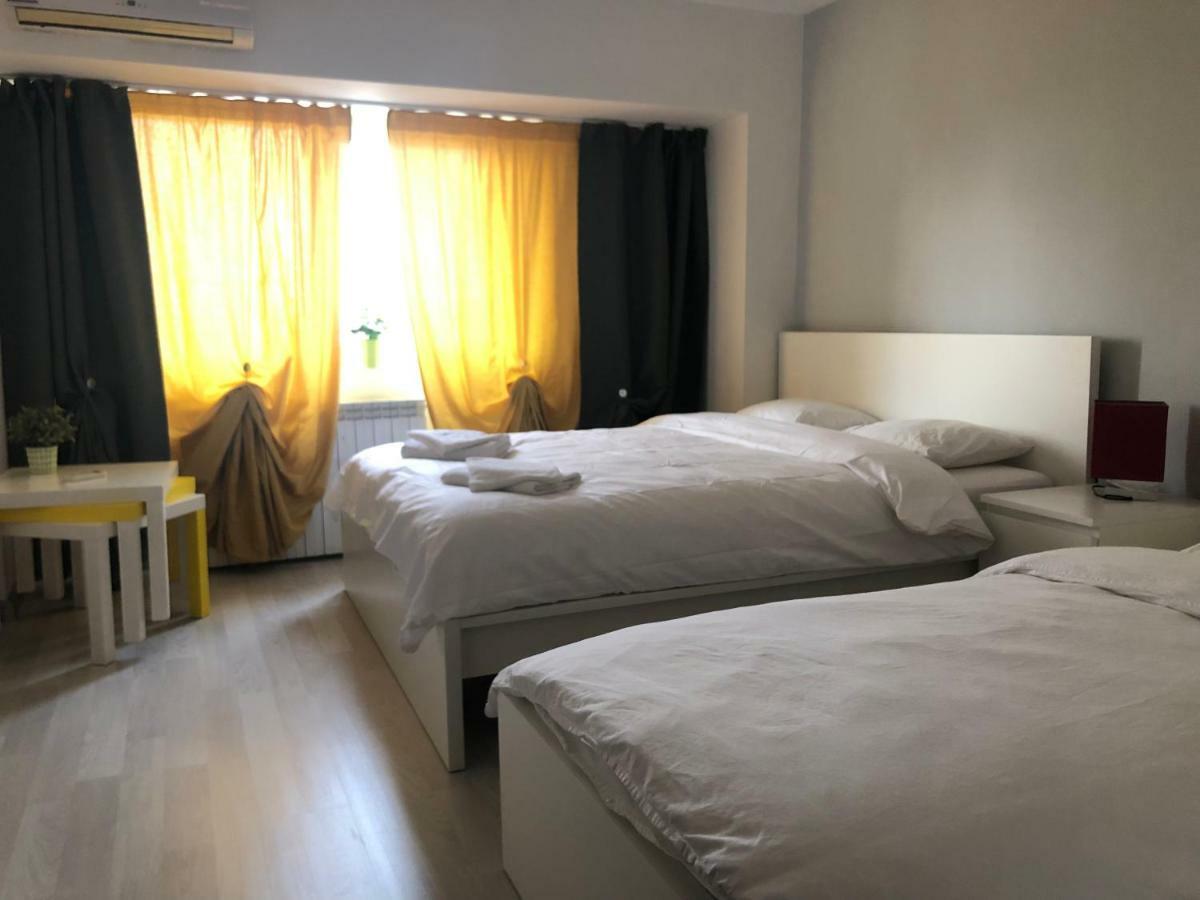 Apartament 63 *