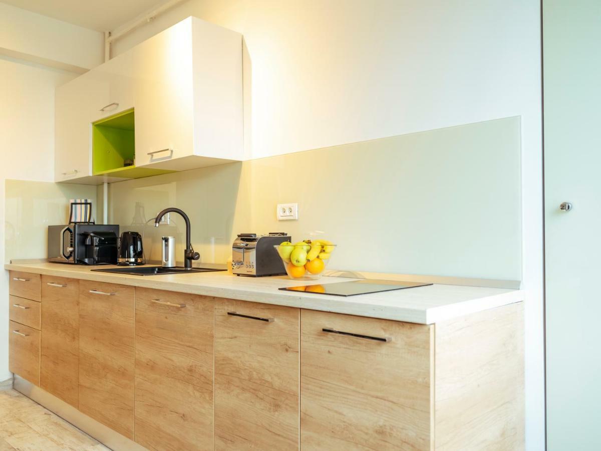 Bright And Spacious Apartment- Piata Amzei Apartamento