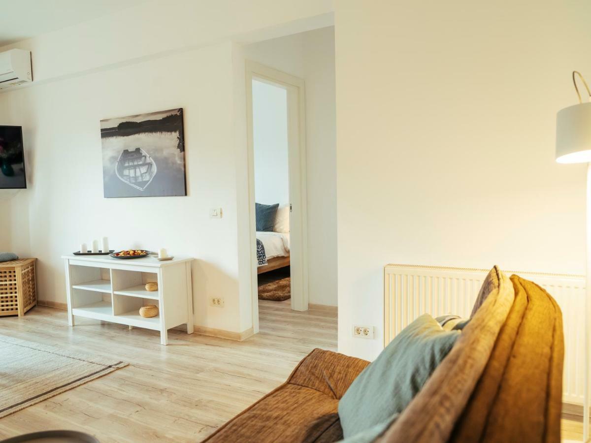 Bright And Spacious Apartment- Piata Amzei *