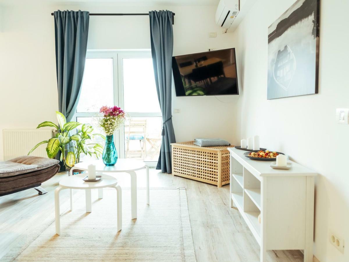 Bright And Spacious Apartment- Piata Amzei Apartamento Bucareste