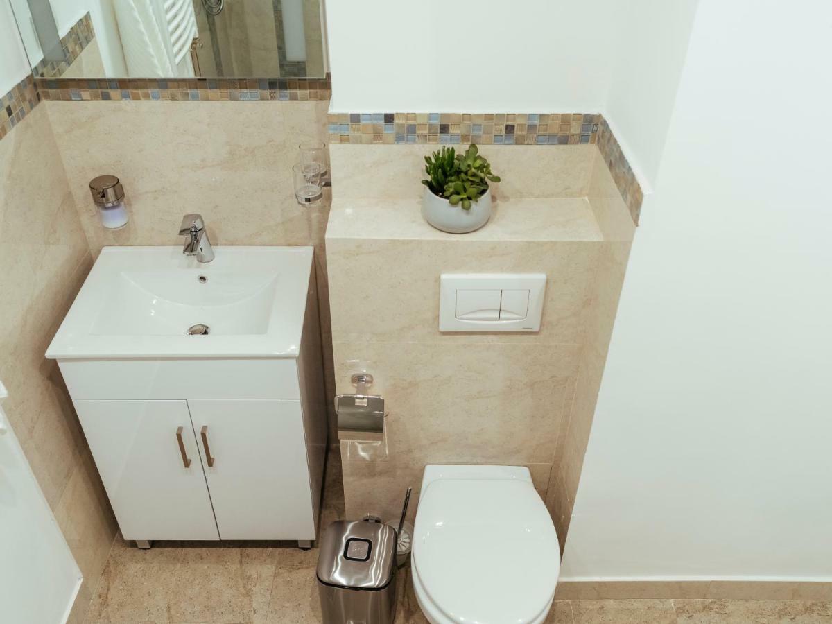 Bright And Spacious Apartment- Piata Amzei * Bucareste