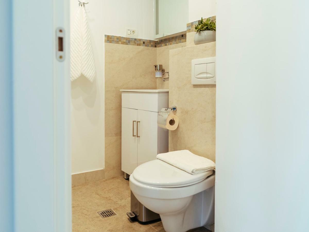 Bright And Spacious Apartment- Piata Amzei Apartamento Bucareste