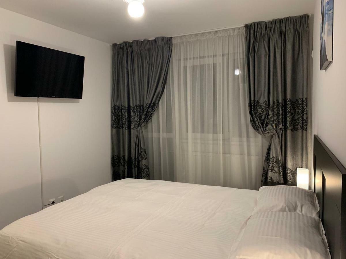 Cristina Apartment