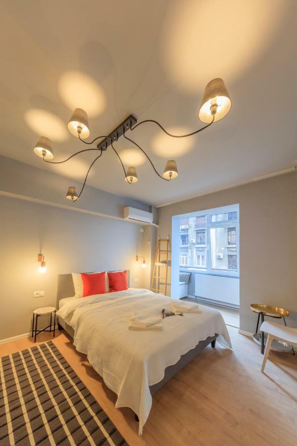 Apartment Chic - Ferrari - Old Town Bucharest
