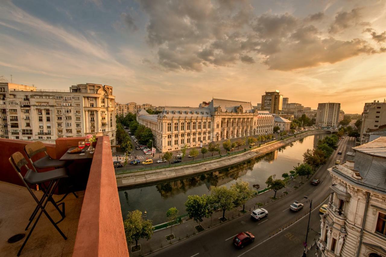 Apartment Rooftop View In - Baroque Apt. *