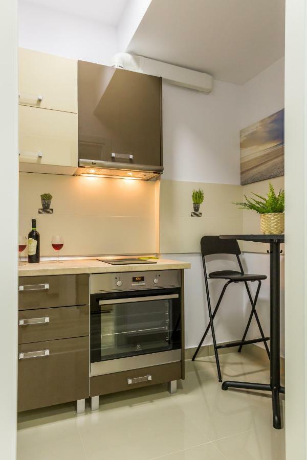 Apartament Dristor Day Studio *