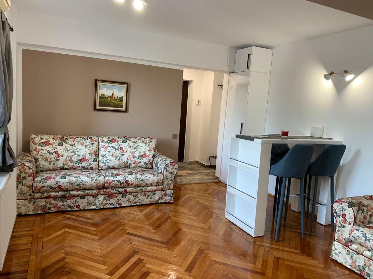 I Apartament *