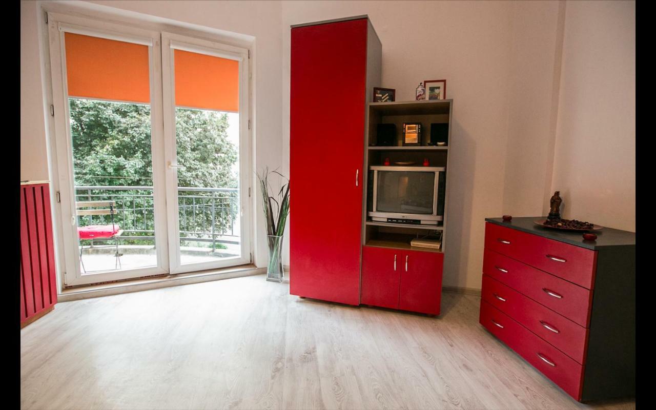 Cismigiu Garden Studio Apartment