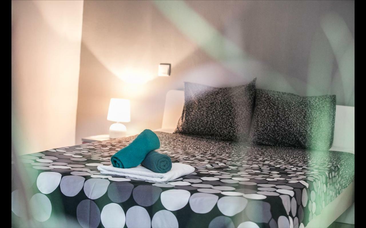 Cismigiu Garden Studio Apartment