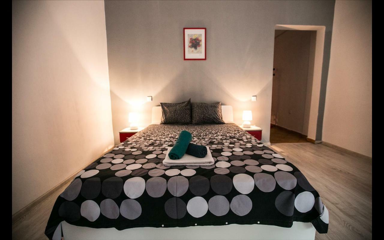 Apartment Cismigiu Garden Studio