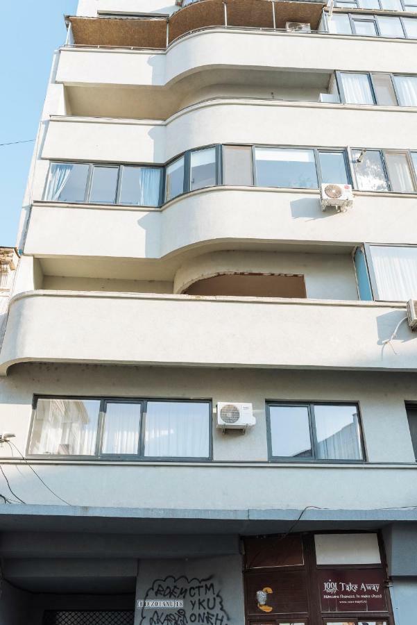 Apartment Brezoianu Spacious Flat Bucharest