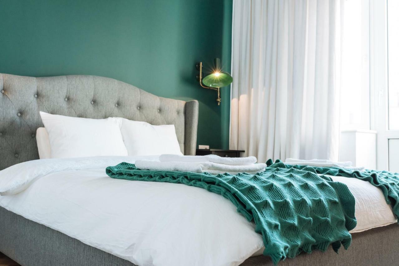 Brezoianu Spacious Flat *