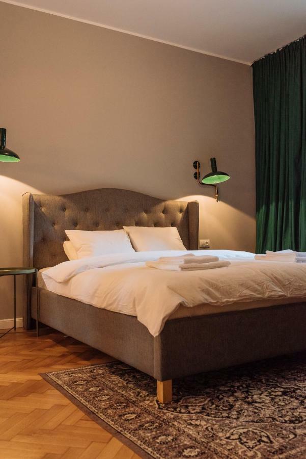Brezoianu Spacious Flat