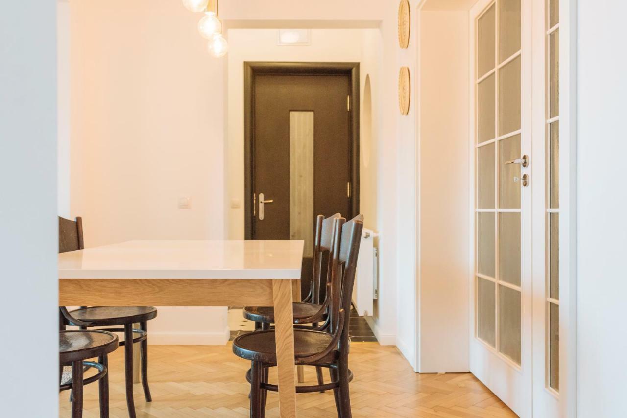 Apartment Brezoianu Spacious Flat