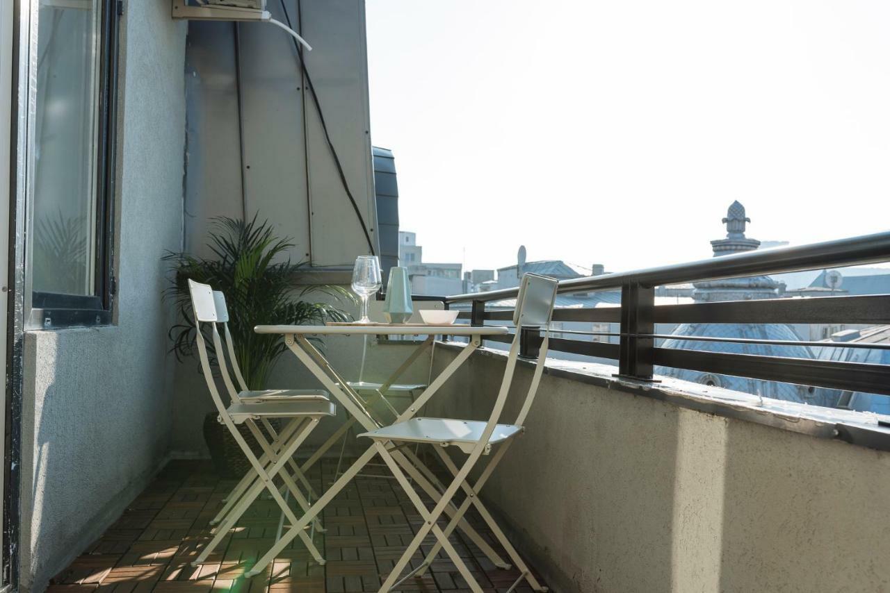 Apartment Brezoianu Spacious Flat Bucharest