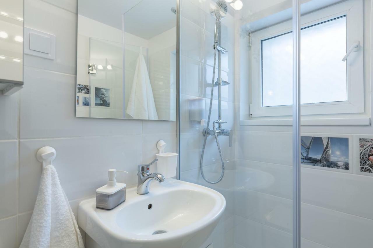 Apartament Stylish & Cozy One Bedroom - Adela - Ideal For Long