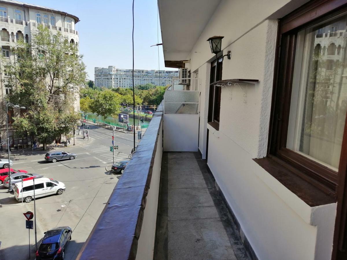 Apartment Friends Apartments: Ross Bucharest