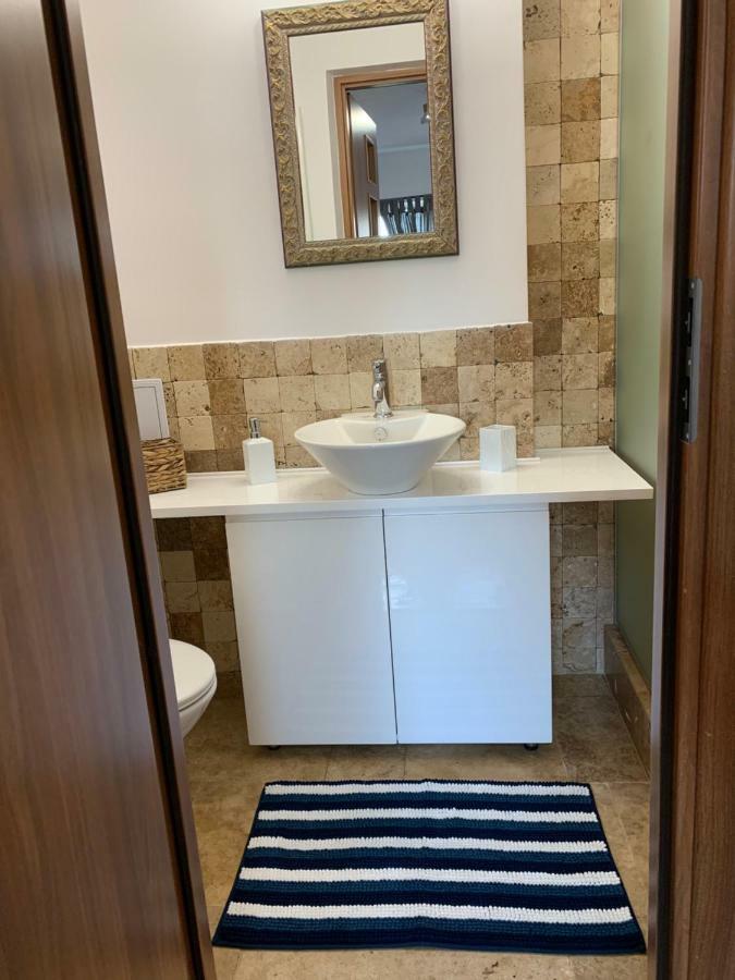 Apartament I