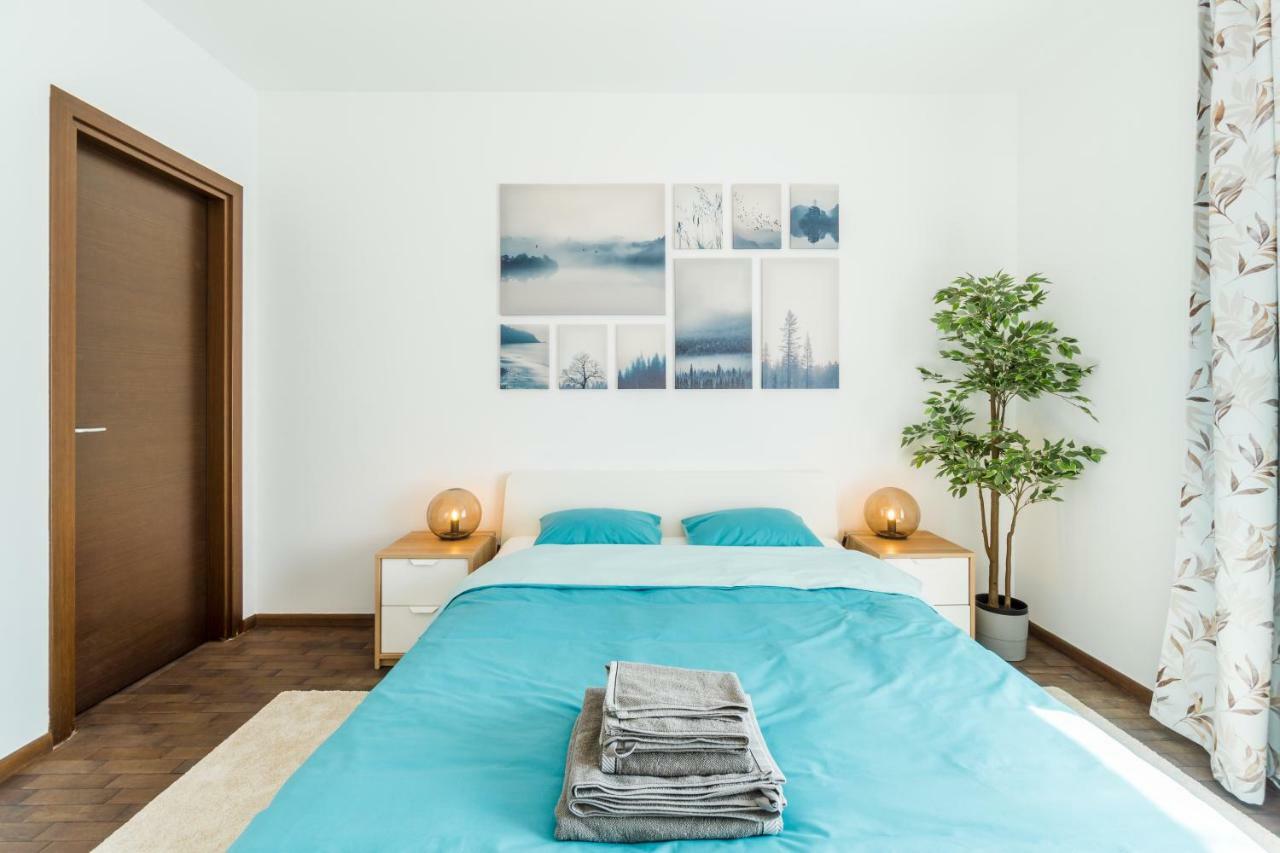 Luxury-central Apartment-victoriei Square-subway Apartment *
