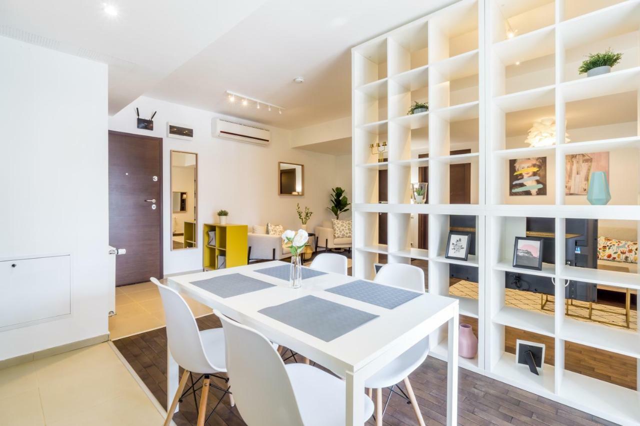 Luxury-central Apartment-victoriei Square-subway Apartment Bucharest