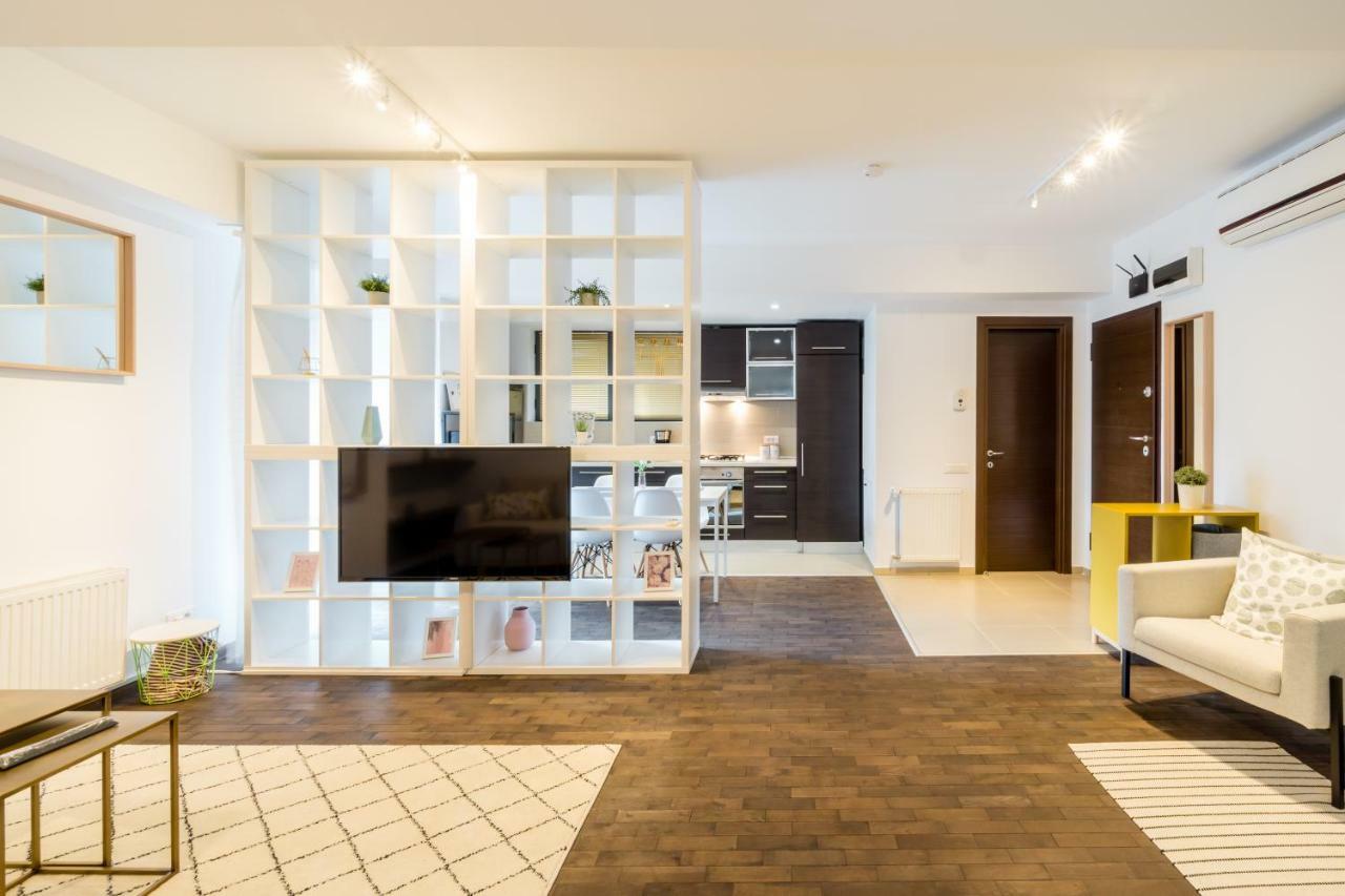 Luxury-central Apartment-victoriei Square-subway Apartment