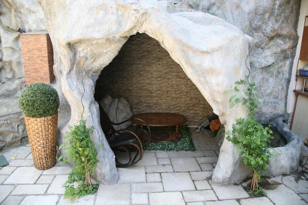 Bed & Breakfast Garden And