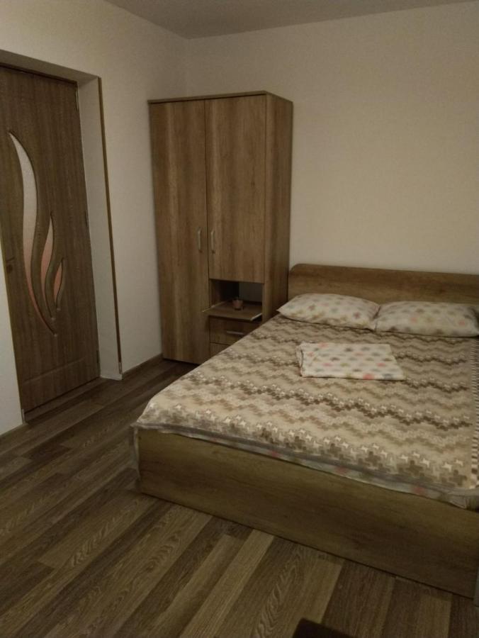 Delightful Two-room *