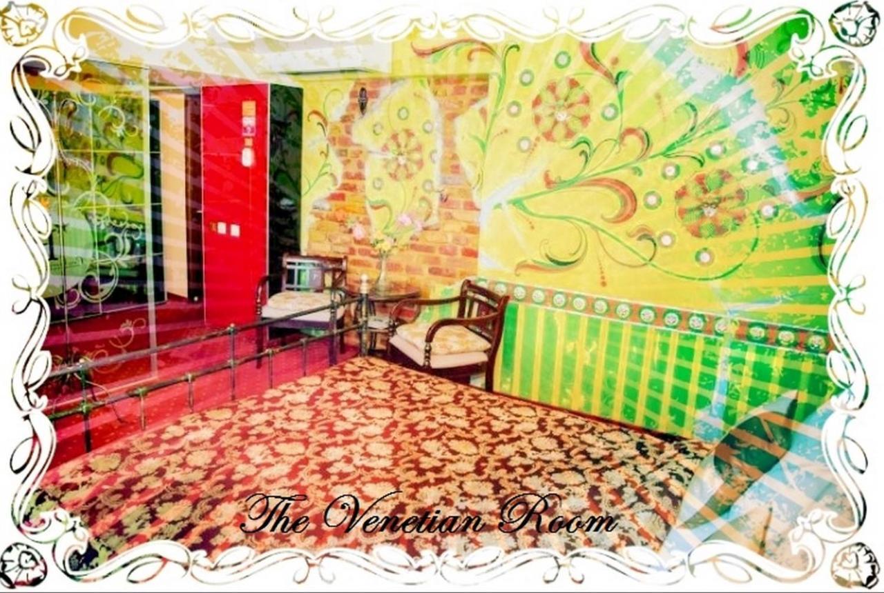 Grand Pier Boutique 4 Stars Villa, Art Museum Deluxe Rooms,best Break From 59 Eur Per Night With Free Italian Breakfast For Minim 4 Nights Pousada Bucareste