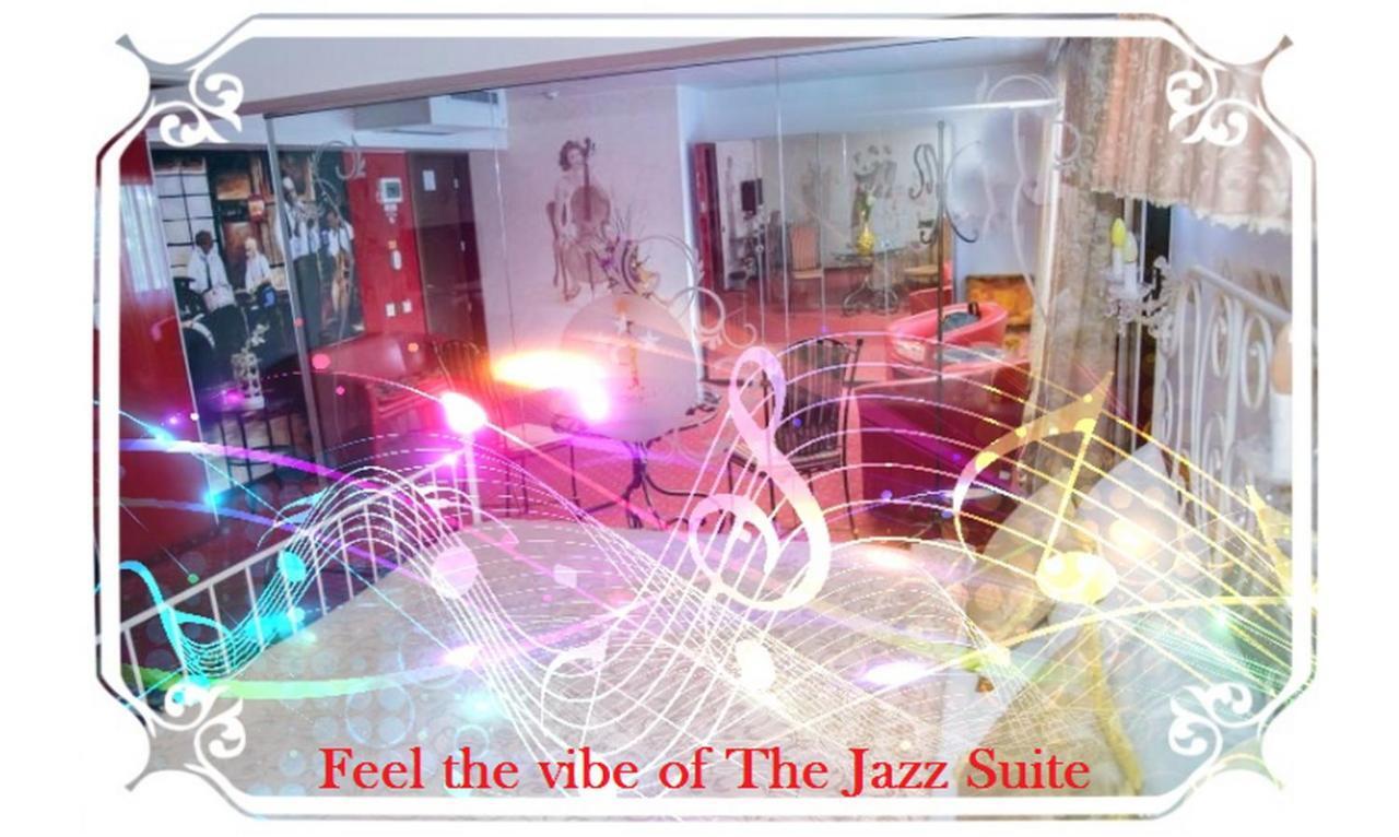 Vilă Grand Pier Boutique Villa 4 Star Accomodation Luxury Rooms With Boutique Hystorical Decor And Desing For All Rooms, With Italian Breakfast On The House For King Deluxe Bookings More Than 4 Nights Stays Bucureşti
