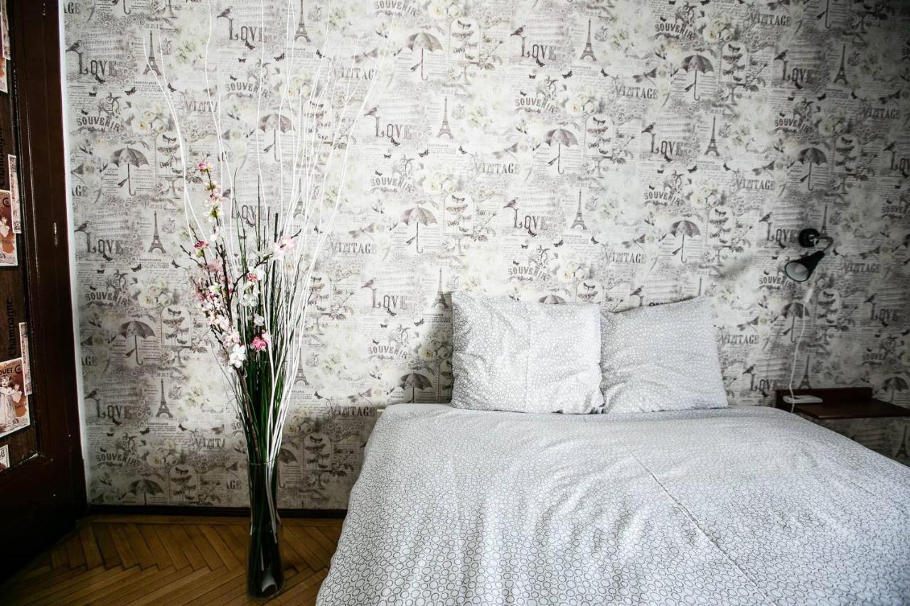 Apartment Cismigiu Garden Studio Bucharest