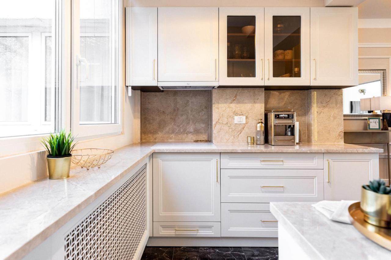 Apartament Qult - Golden Nest *