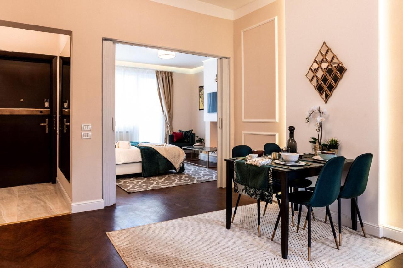 Qult - Golden Nest Apartament *