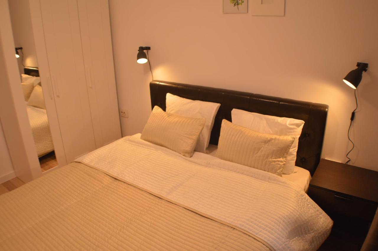 House Apartment *