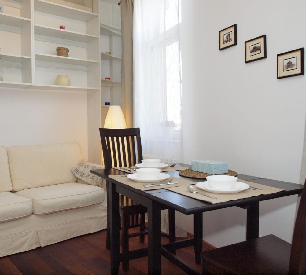 Apartment Sweet Dreams Cismigiu Gardens