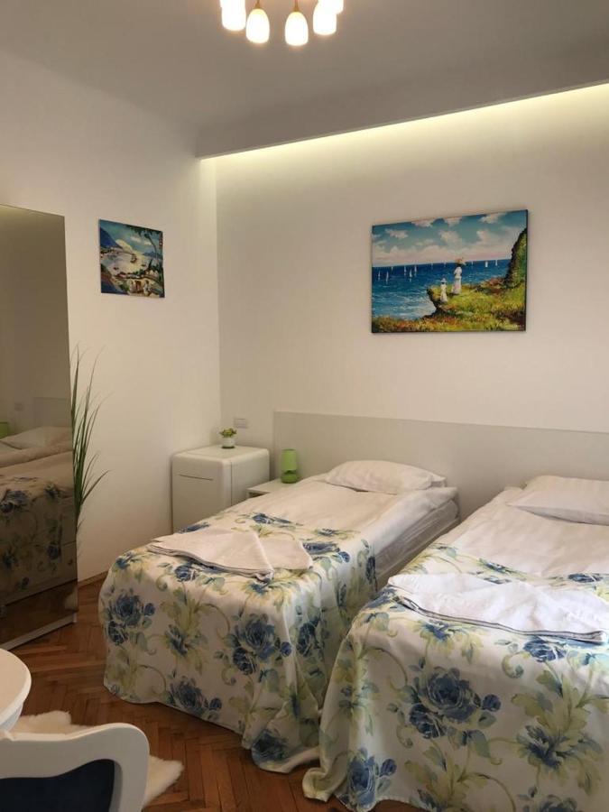 Victoria Luxury 11 * Bucureşti
