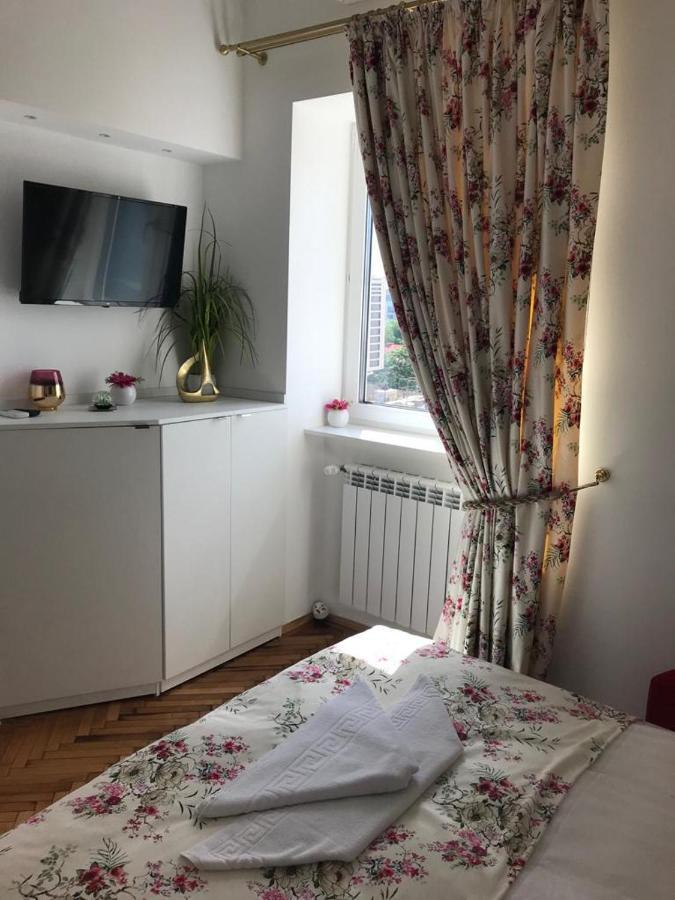 Apartament Victoria Luxury 11 *