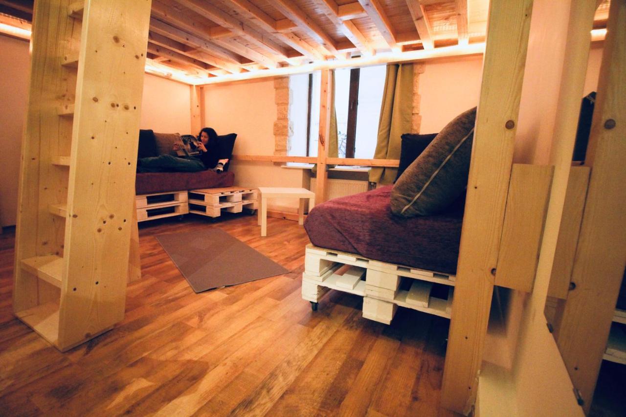 Cloud 9 House Bucareste